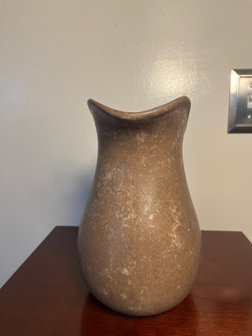 Signed McCarty pottery Nutmeg Ceramic Pitcher - Earthen Home Accent - Picture 4 of 8
